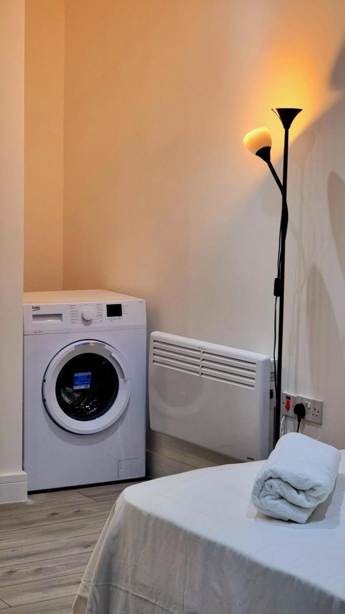 Brand New Collection Of Studios Close To Tube Station London Eksteriør bilde
